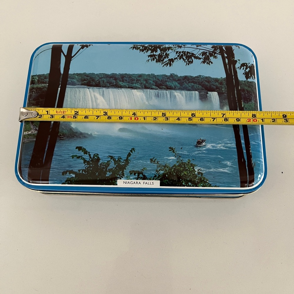 VINTAGE Riley's Toffee Niagara Falls Rectangular Tin Decor Storage Landmarks - Picture 17 of 17